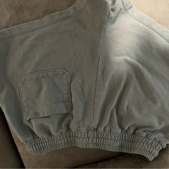 THE NORTH FACE green Women's green Casual Shorts - Picture 2 of 3